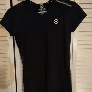 Virus Active wear top
